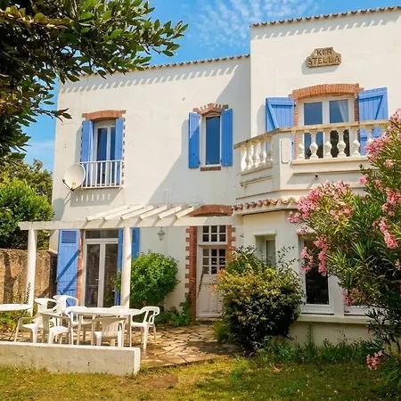 Maison Familiale En Bord De 10 Personnes בית נופש *