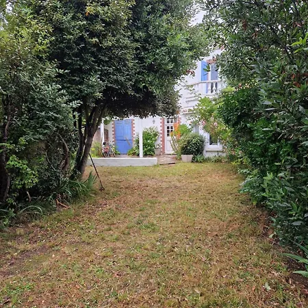 Maison Familiale En Bord De 10 Personnes