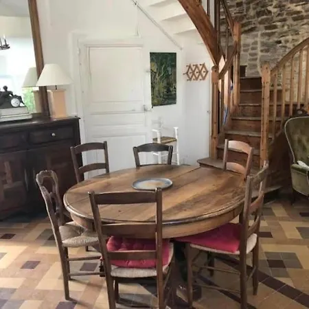 Maison Familiale En Bord De 10 Personnes
